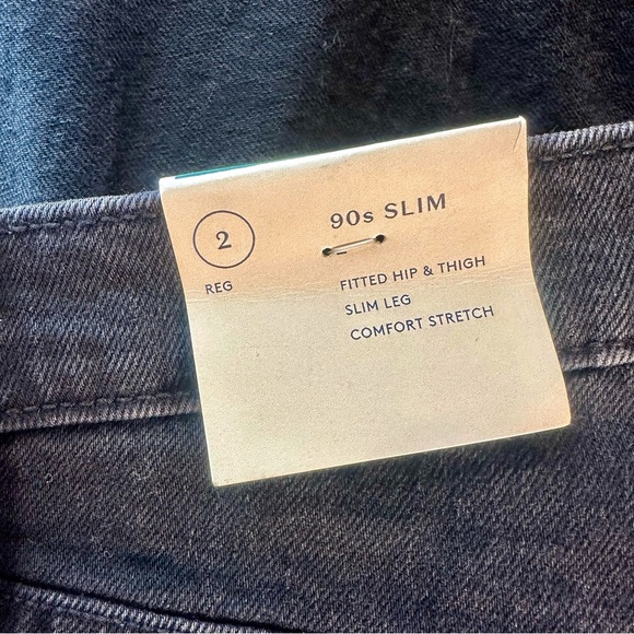 NWT Universal Thread Black Retro ‘High-Rise 90s Slim Leg Jeans’ Size 2 - Picture 7 of 16